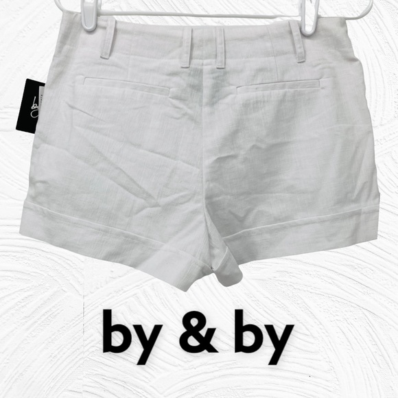 ❤️‍🔥 (5/20) By & By White Shorts Size 9 - Picture 3 of 6